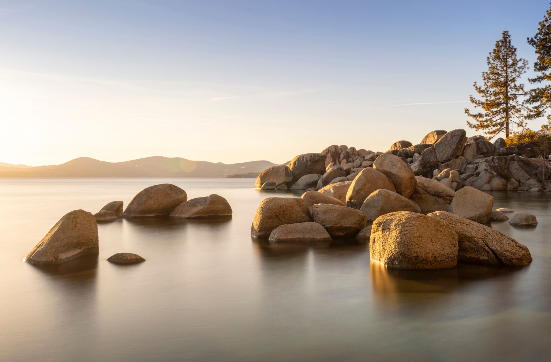 Lake Tahoe or Tonopah? Choosing Your Nevada Stop