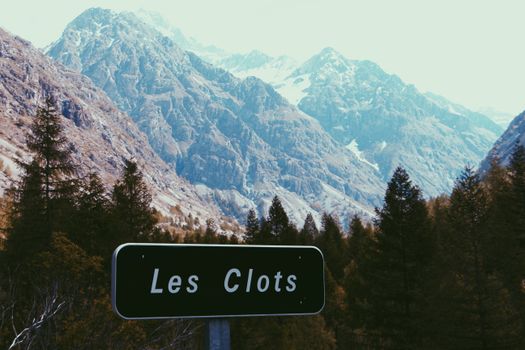 Les Chères