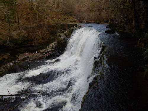 Foto profissional grátis de brecon beacons, cachoeira