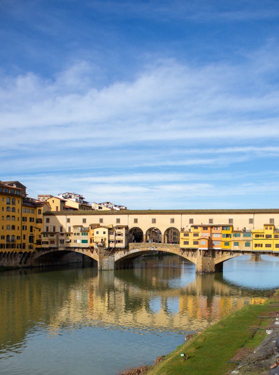 The bridge over the river in florence, italy