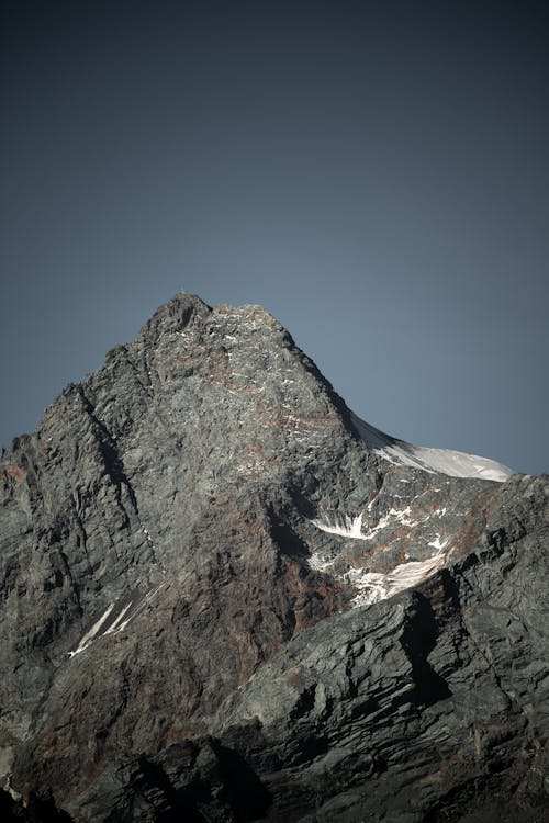 Безкоштовне стокове фото на тему «альпінізм, вершина, вершина гори»