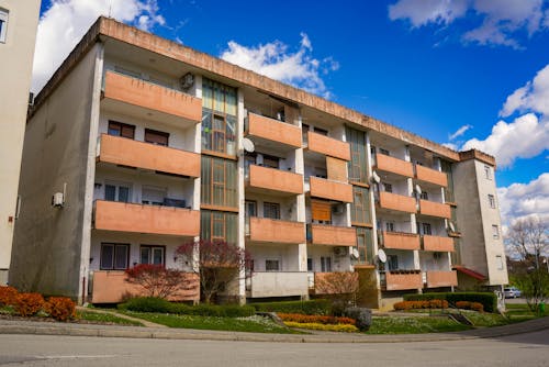 Základová fotografie zdarma na téma apartmány, balkony, budova