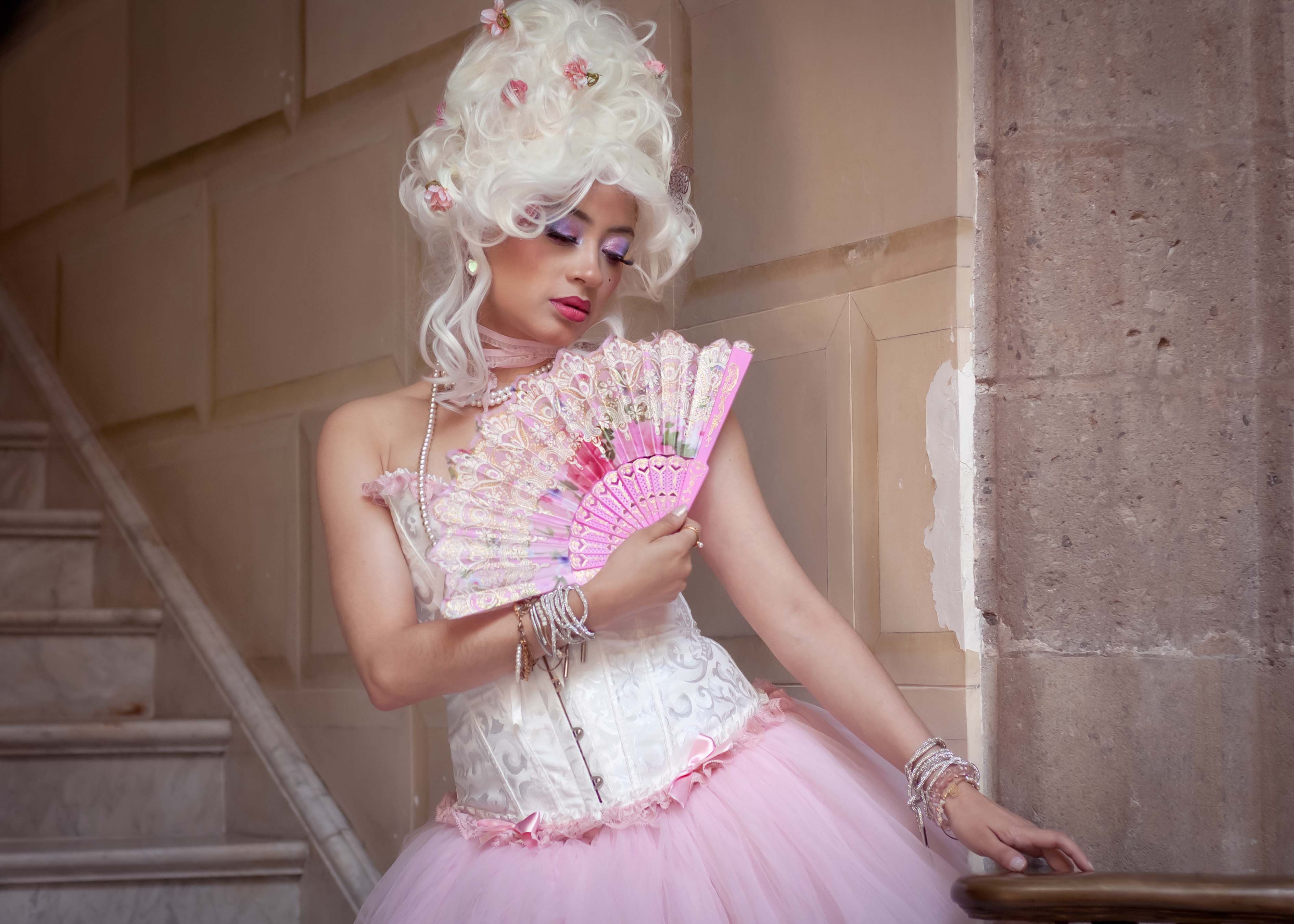 Gwen Stefani Pink Wedding Dress Photos, Download The BEST Free Gwen Stefani  Pink Wedding Dress Stock Photos & HD Images