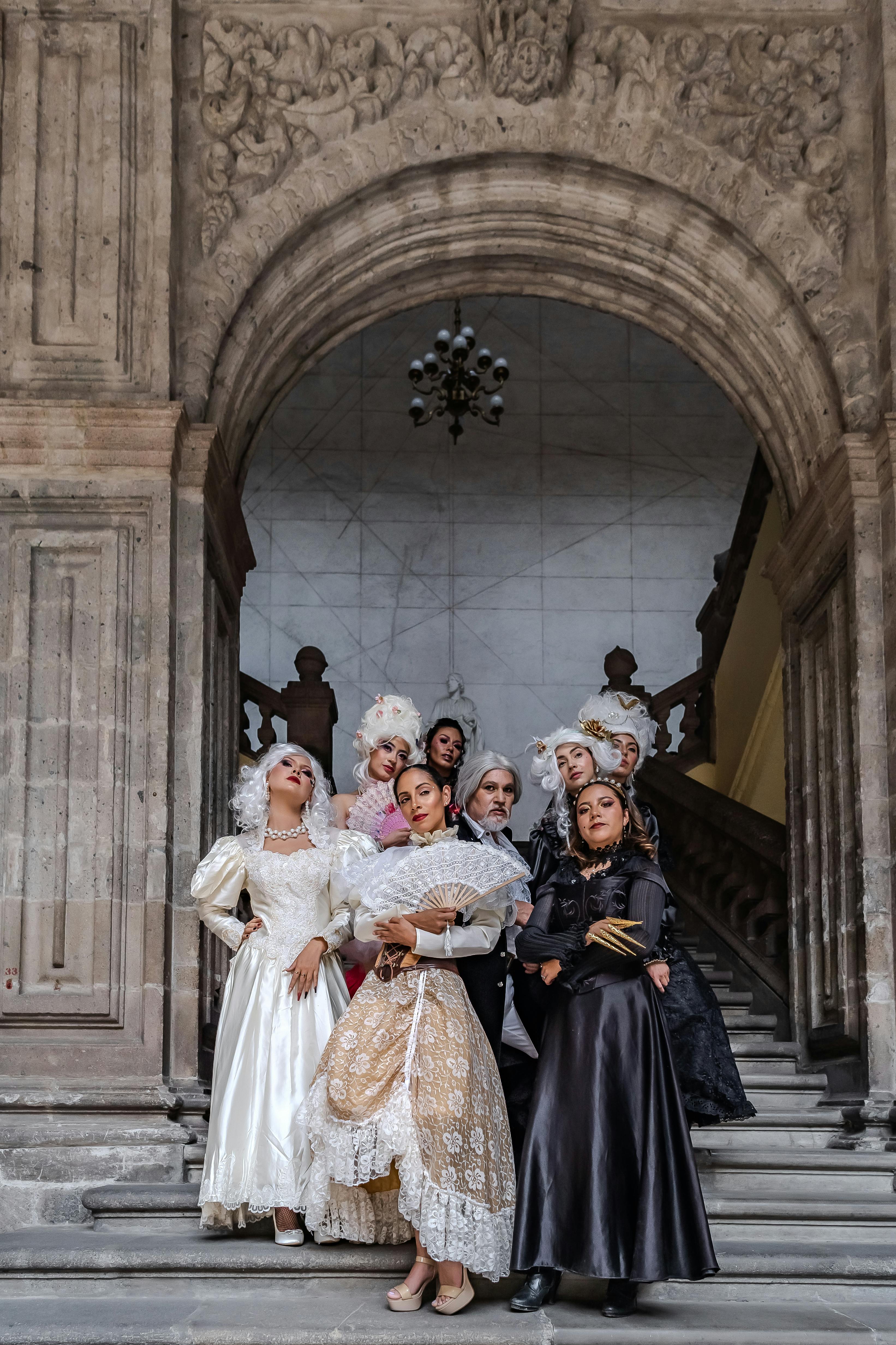 Ücretsiz 18 yüzyıl modası, artistik, ayna içeren Ücretsiz stok fotoğraf Stok Fotoğraflar