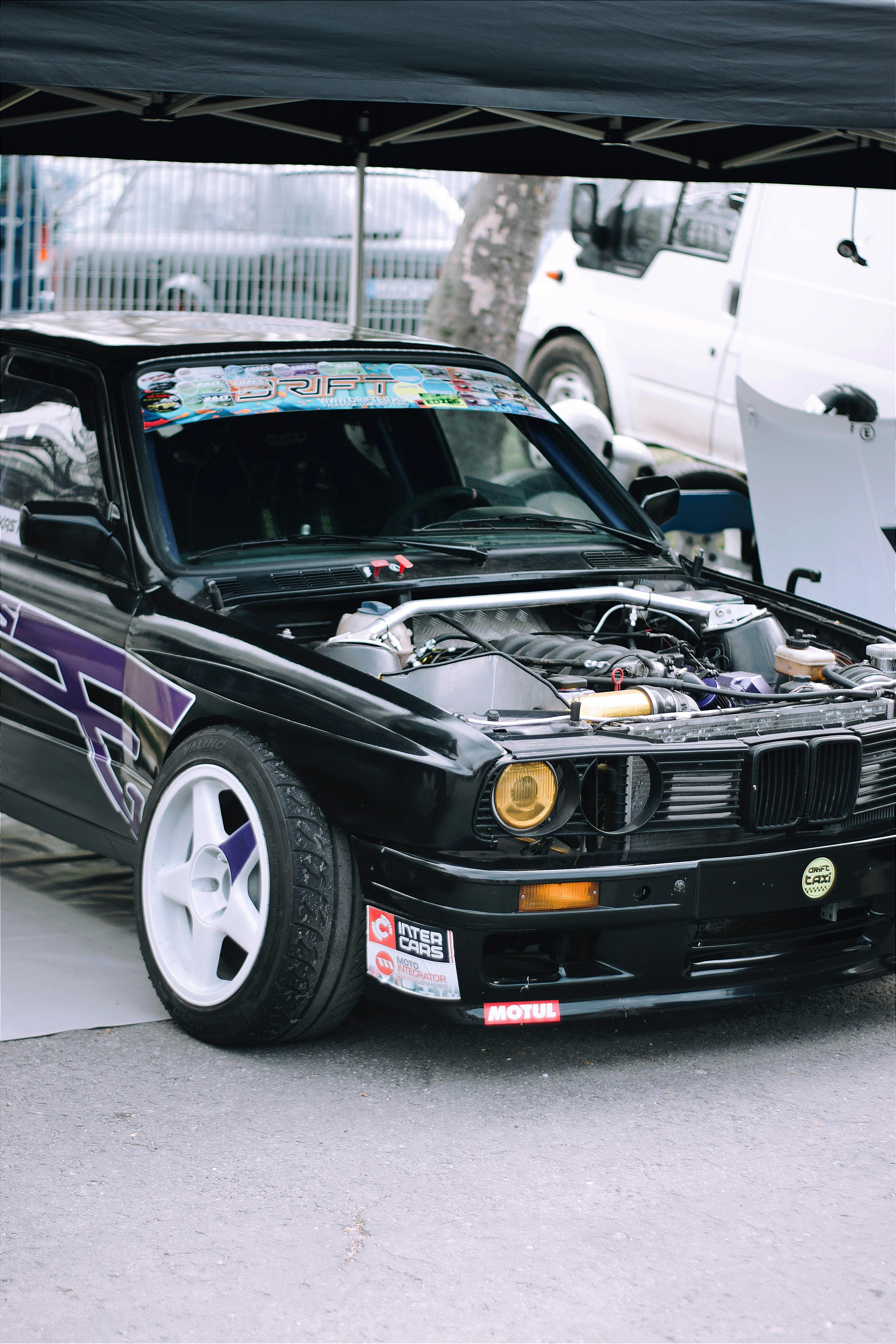 bezplatná Základová fotografie zdarma na téma auto expo, auto mod, auto se schází Základová fotografie