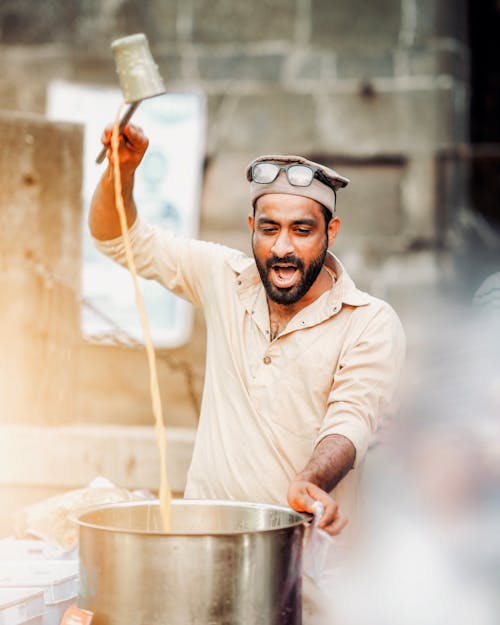 Foto profissional grátis de chef, comida de rua, cozimento