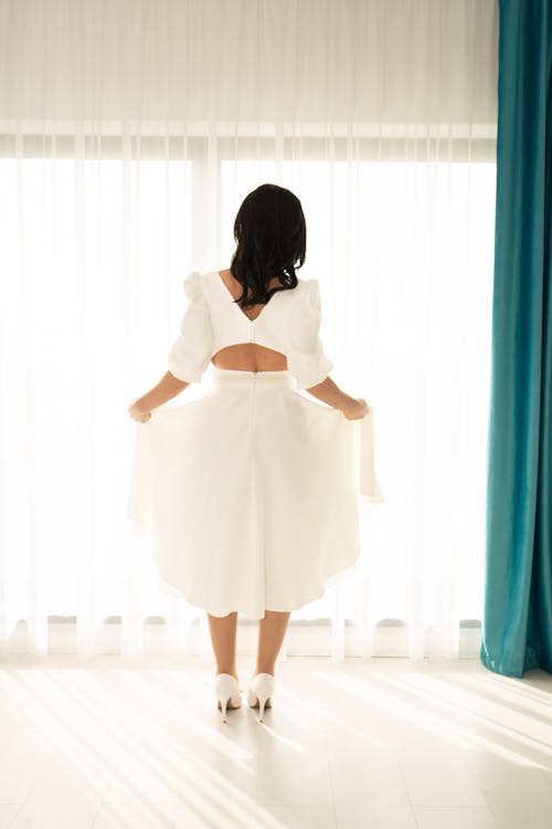 Безкоштовне стокове фото на тему «андроїд фону, балет, біла сукня»