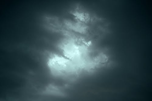 Foto stok gratis angin ribut, awan, cahaya