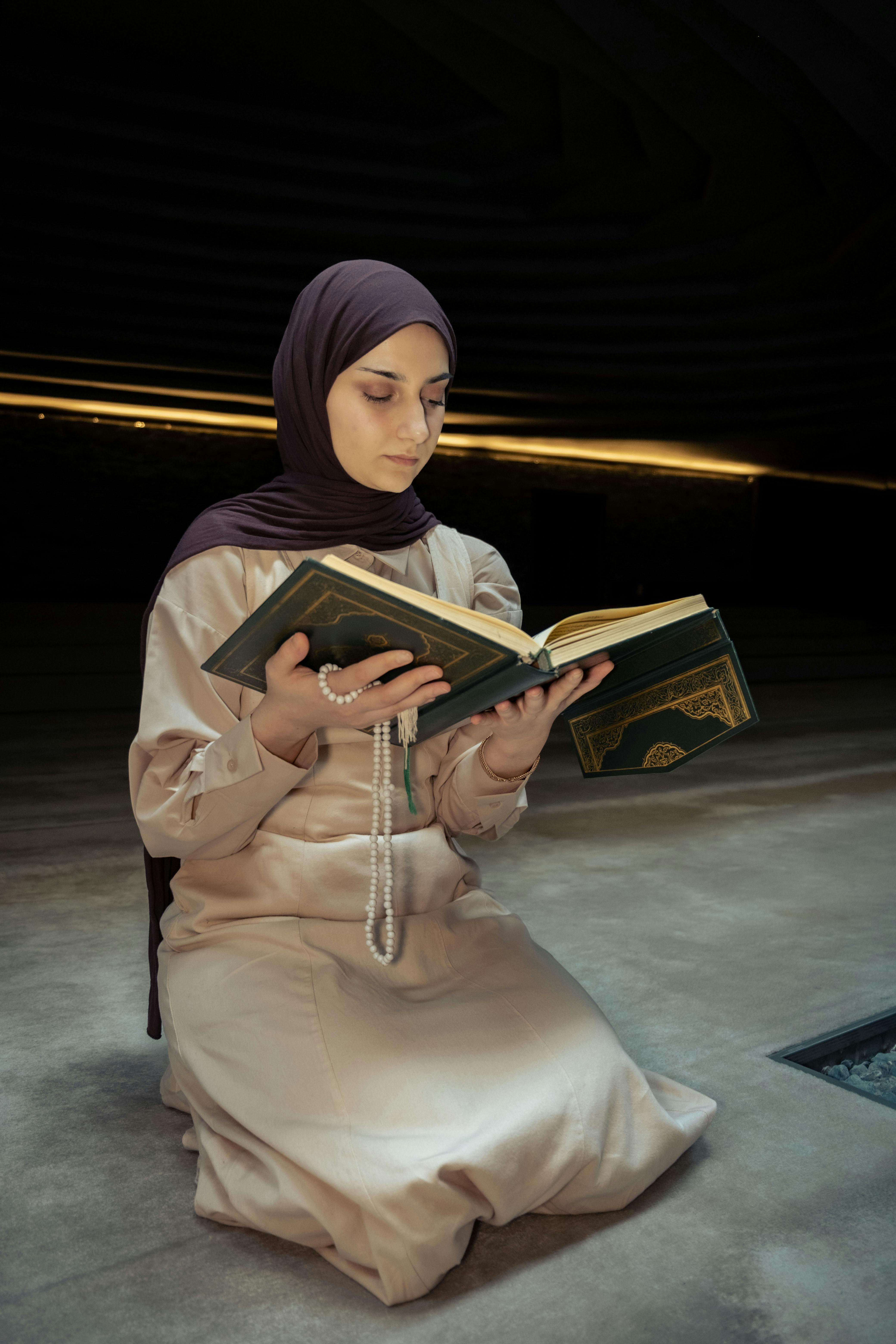 hijab motif koran arab