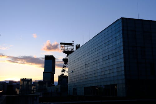 Kostnadsfri bild av arkitektur, katowice, kväll