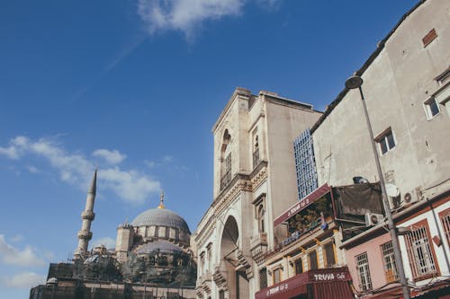 Gray and White Painted Mosque Senery