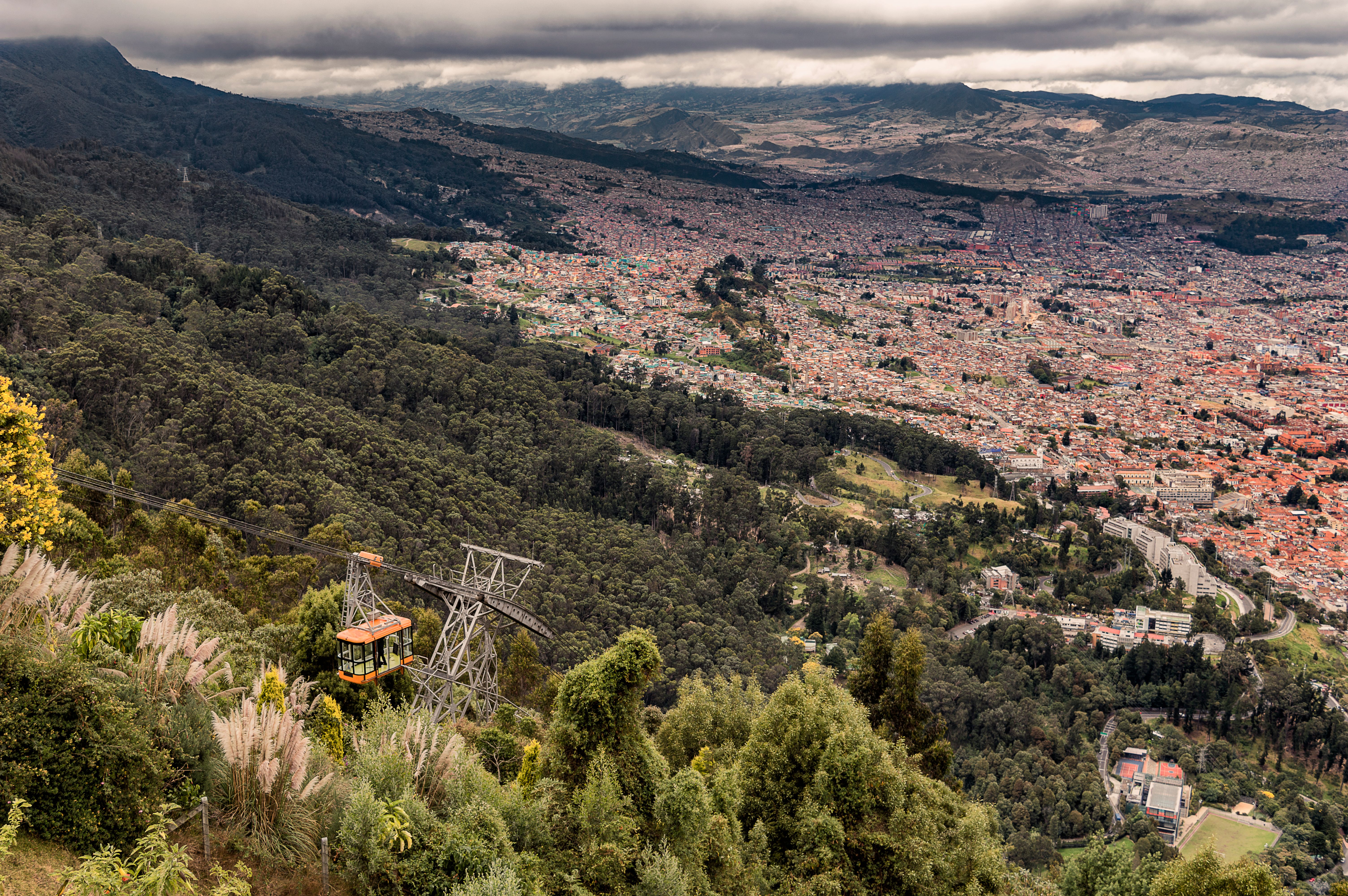 eSIM para Bogotá: internet desde que aterrizas en El Dorado
