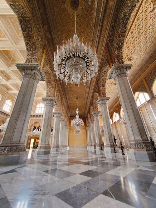 The interior of the palace of the king of sri lanka
