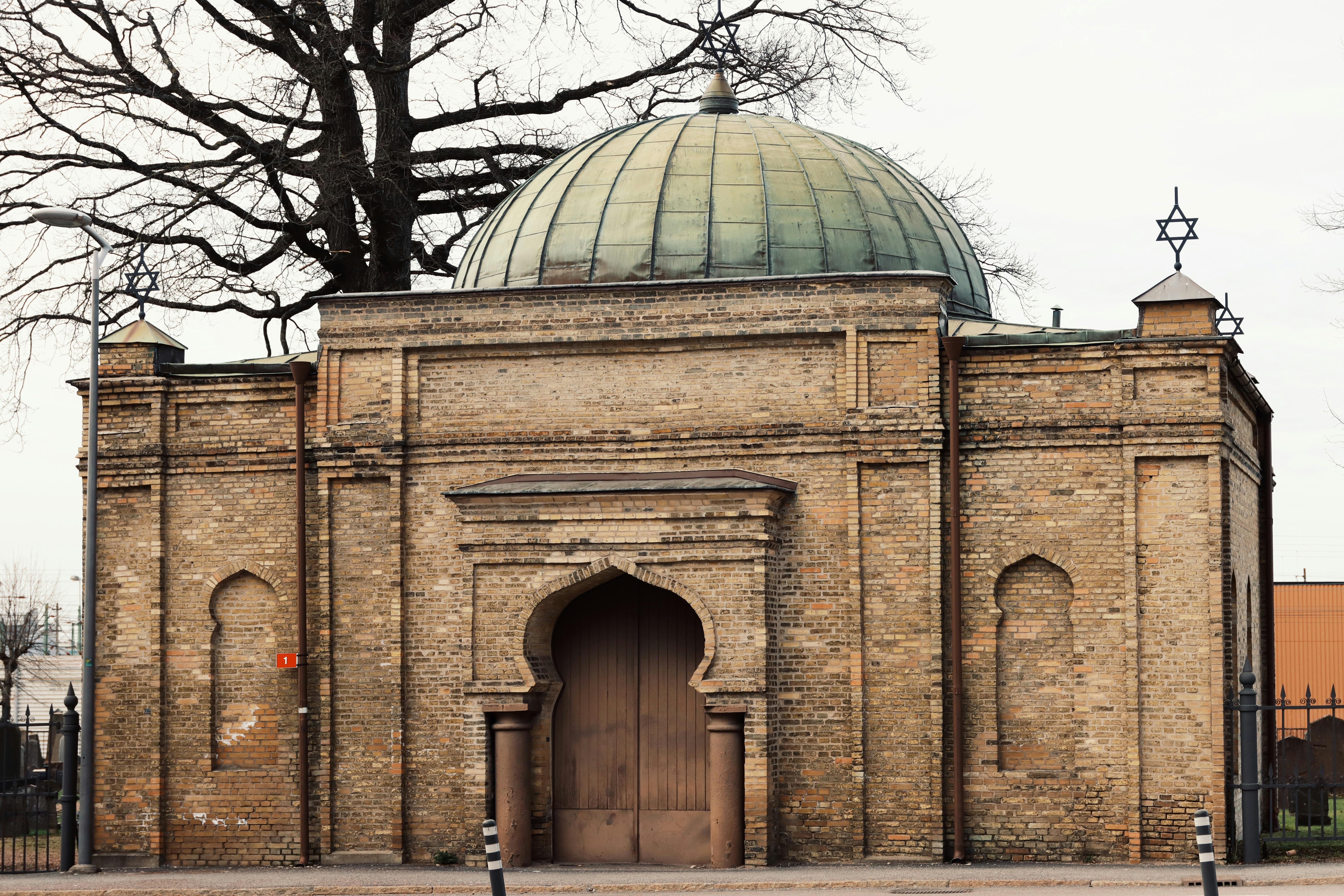 Synagogue & Jewish Heritage Walk