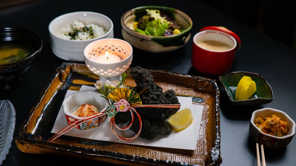 OPTION - protect the kaiseki dinner at the ryokan