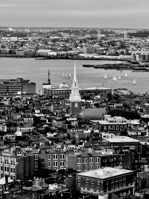 Foto stok gratis bangunan, cityscape, hitam & putih