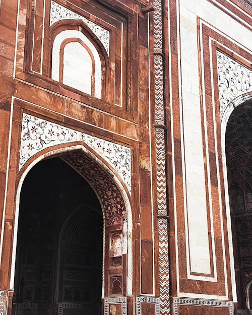Darwaza-i-rauza (Taj Mahal)