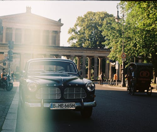 Бесплатное стоковое фото с volvo, амазонка, выборочный фокус