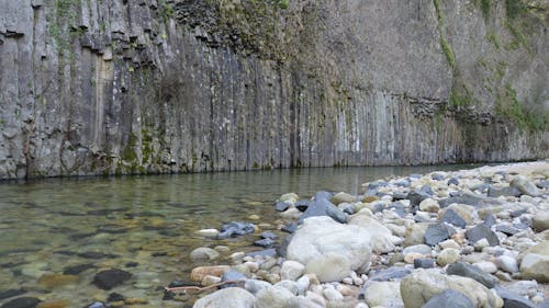 Ilmainen kuvapankkikuva tunnisteilla joki, jyrkänne, kanjoni