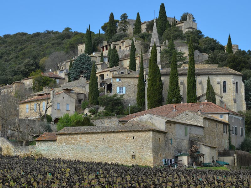 Aveyron vs Tunisie : Le tourisme français menacé par les prix ?