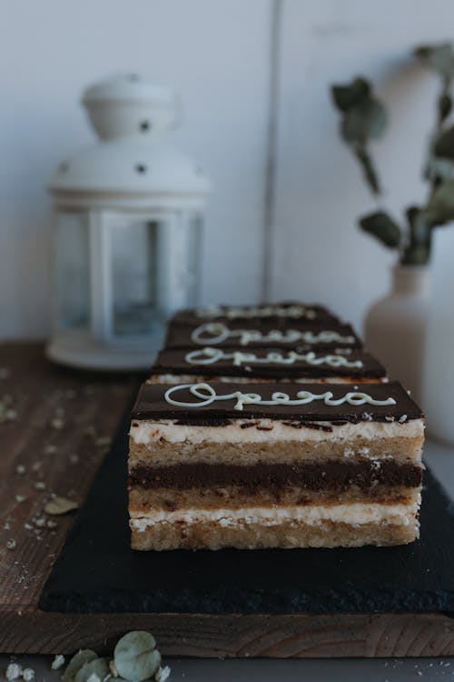 Foto d'estoc gratuïta de enfocament selectiu, fotografia d'aliments, pastís