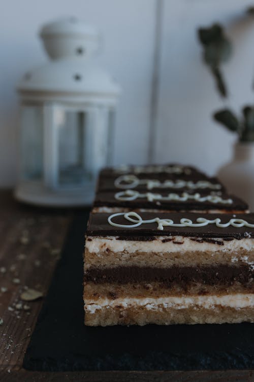 Foto d'estoc gratuïta de enfocament selectiu, fotografia d'aliments, pastís