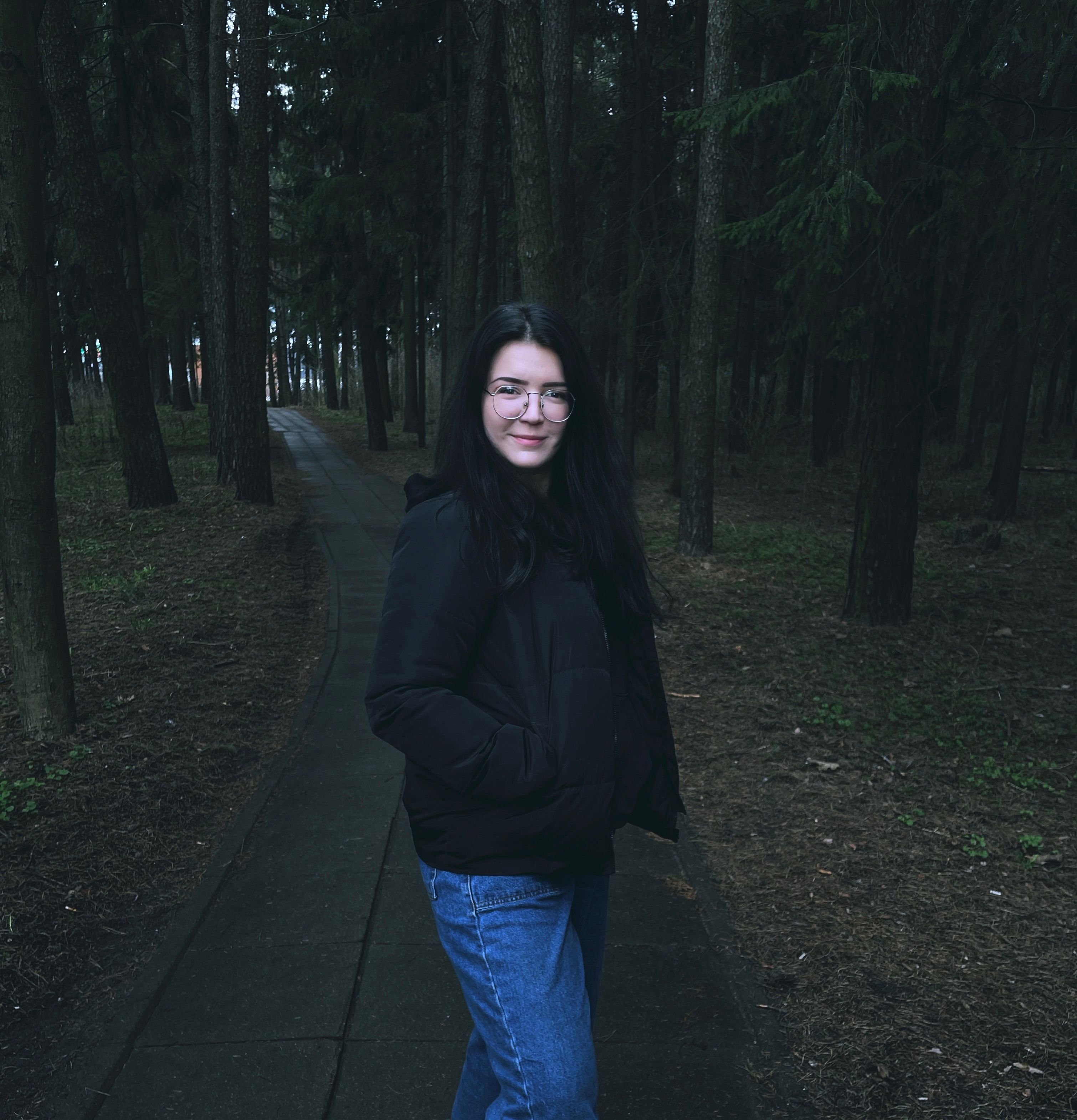 Portrait of Woman in Black Jacket in Forest · Free Stock Photo