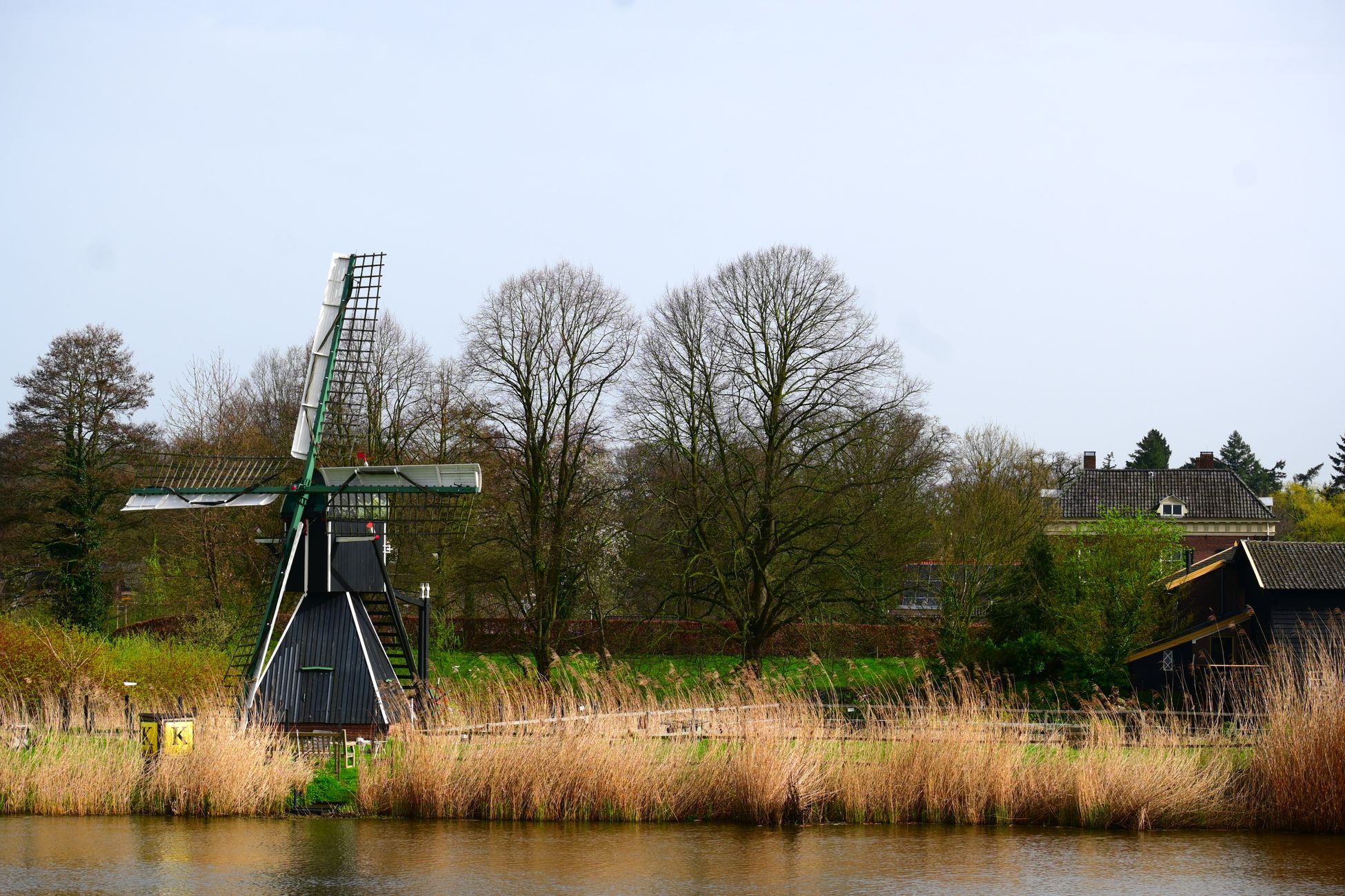 Toer de Dellen afgelast wegens hitte, levert 58.000 euro op