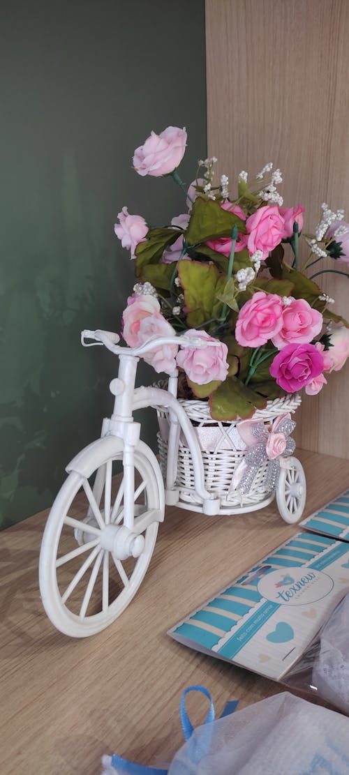 Flowers on the bycicle 