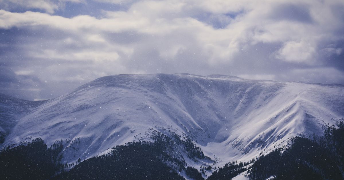 生活:玉山下雪了,卻只有2公分的積雪美景讓人驚艷