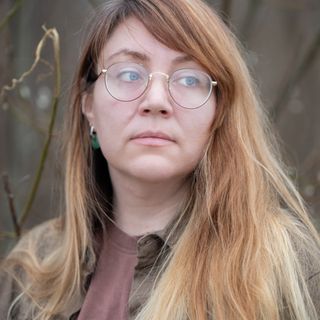 Laura J.