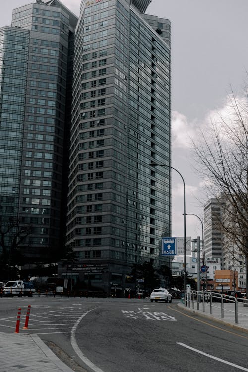 거리, 건물, 고층 건물의 무료 스톡 사진