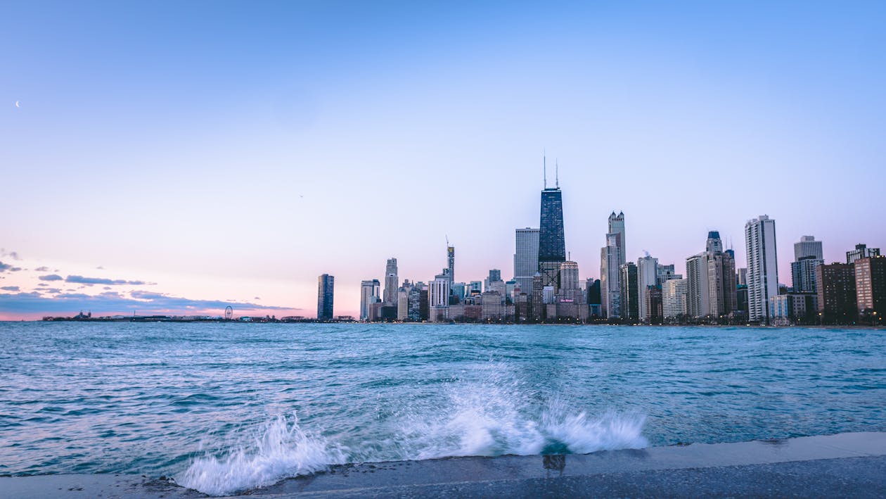 Free Scenic View Of City During Dawn Stock Photo