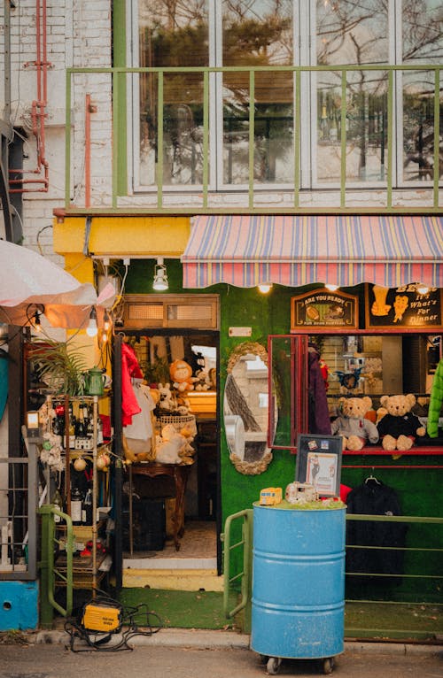 Fotobanka s bezplatnými fotkami na tému darčekový obchod, fasáda, fasády