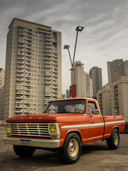 Foto profissional grátis de automóvel, caminhão, cidade