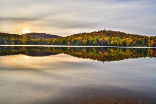 Základová fotografie zdarma na téma jezero, kanada, kopce