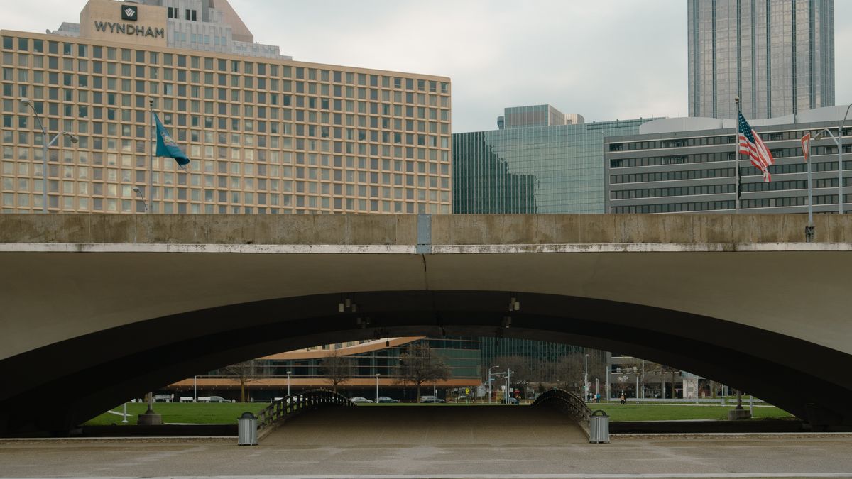 Tulsa, OK Holiday Giveaways Near Me: Where to Find Legit Deals