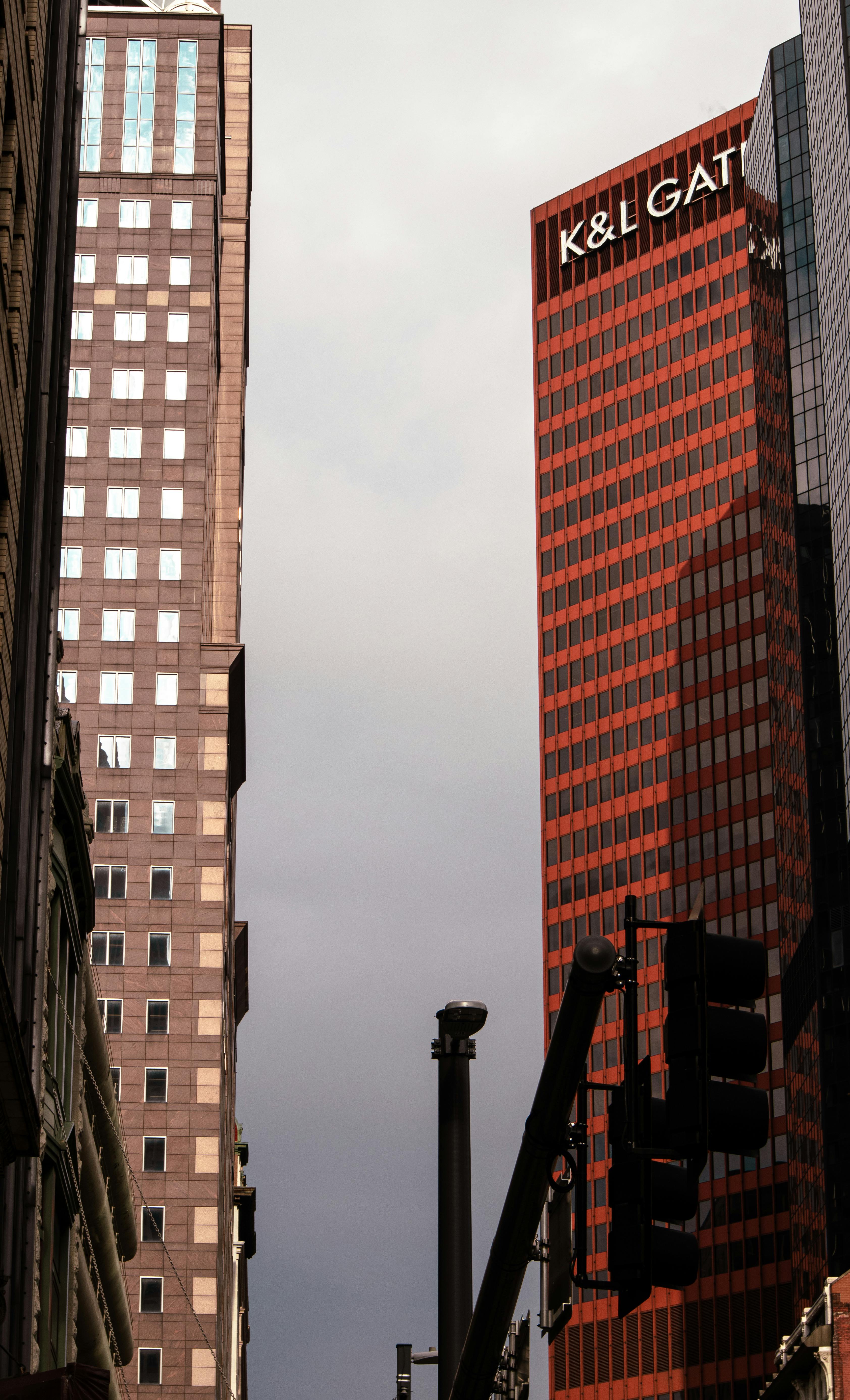 k and l gates llp skyscraper in city