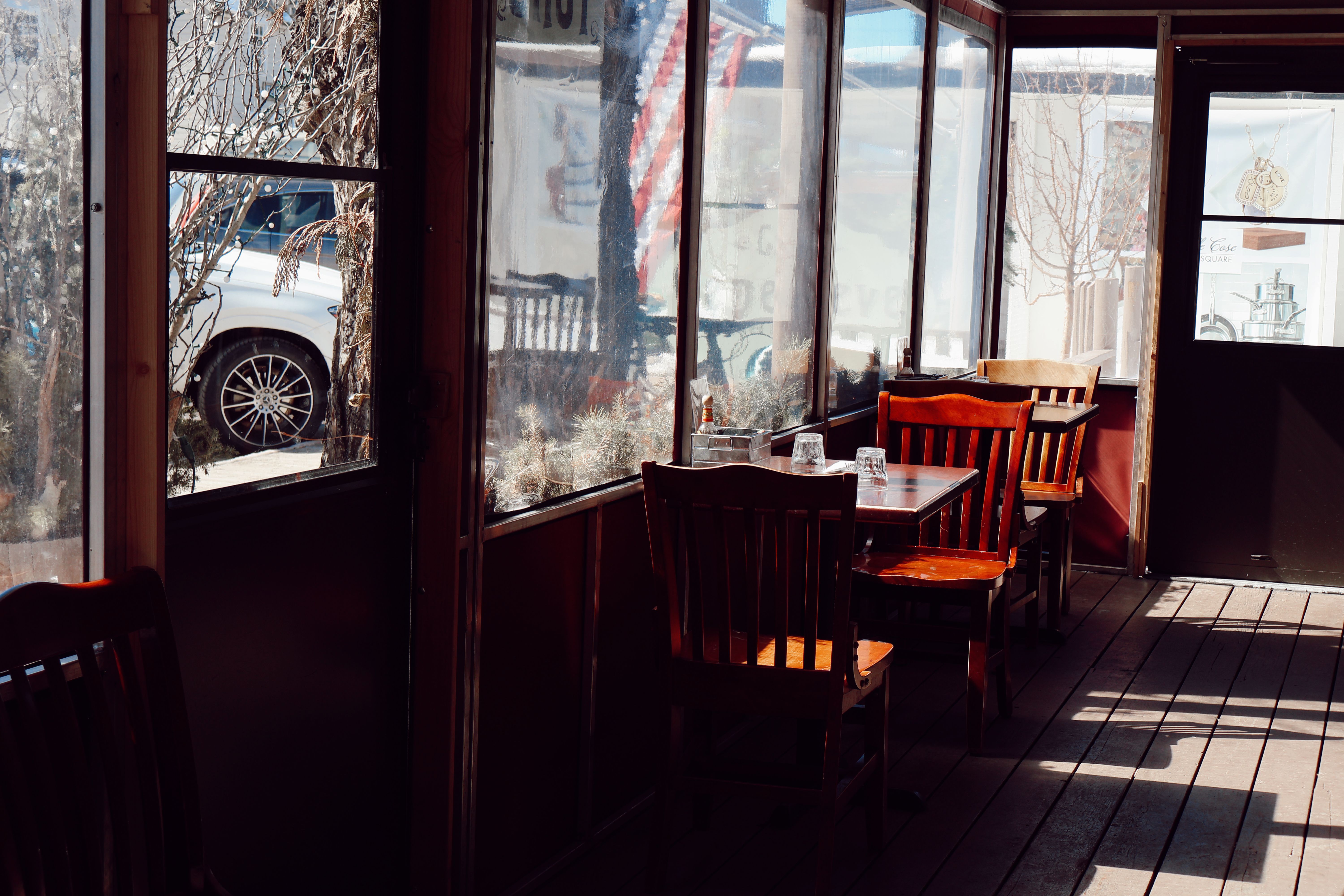 Wave of Restaurant Chain Bankruptcies Accelerates Under Weight of Labor and Debt Costs