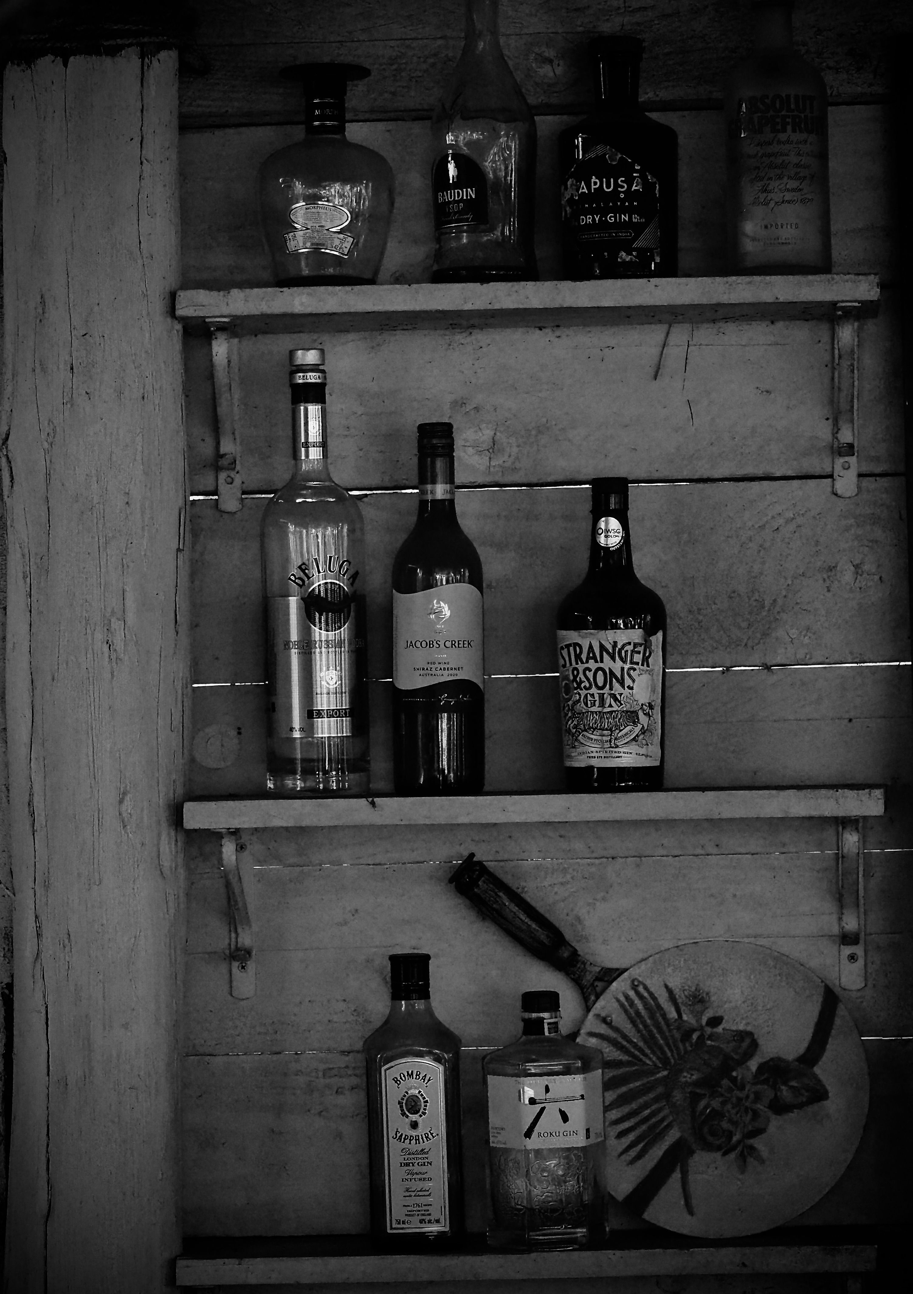 How to store opened and unopened bottles
