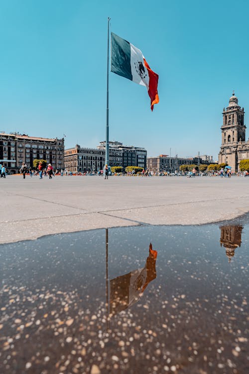 Безкоштовне стокове фото на тему «plaza de la constitución, будівлі, вежа»