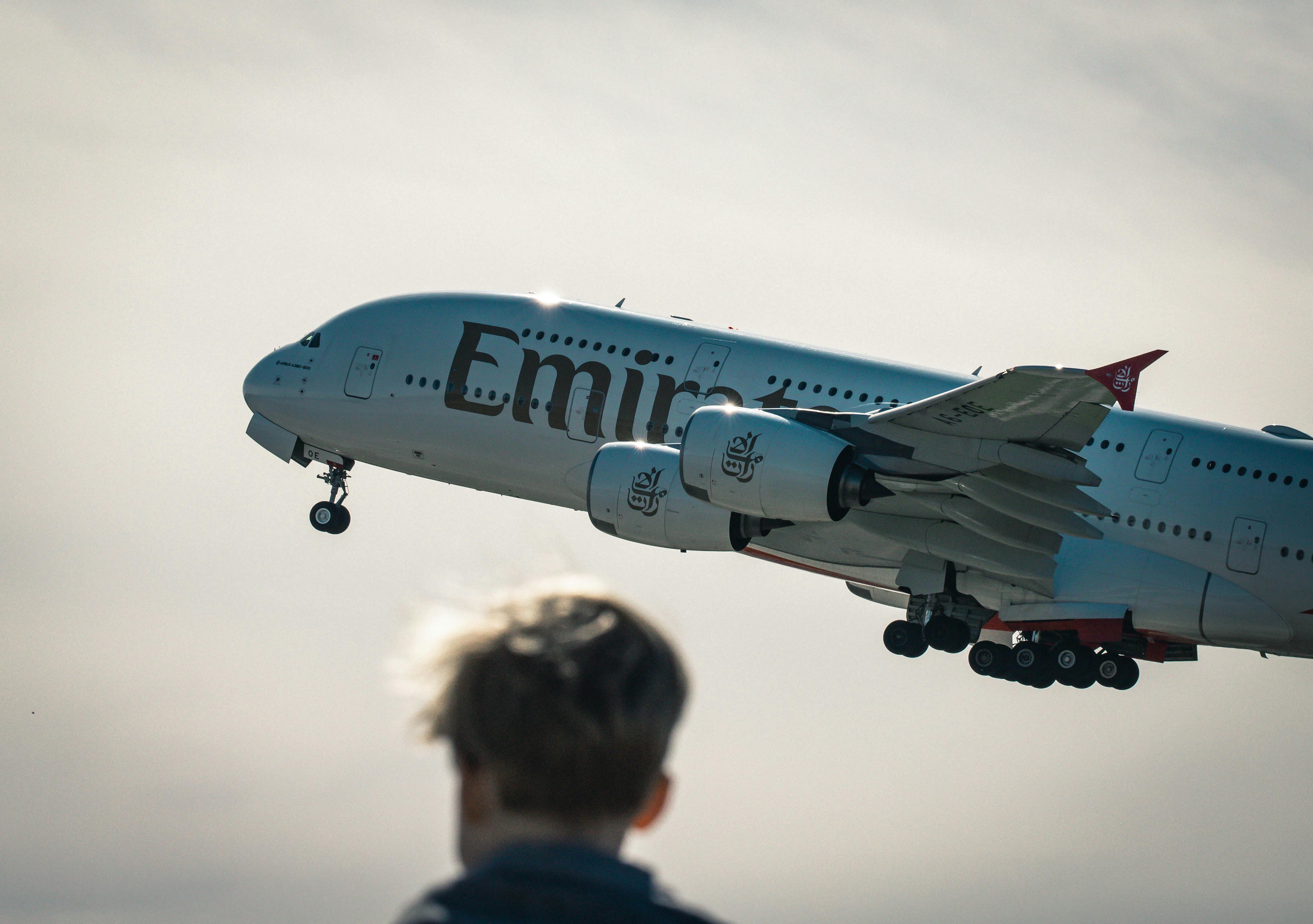 Guide To Earning And Redeeming Frequent Flyer Miles — Photo by Louis on Pexels