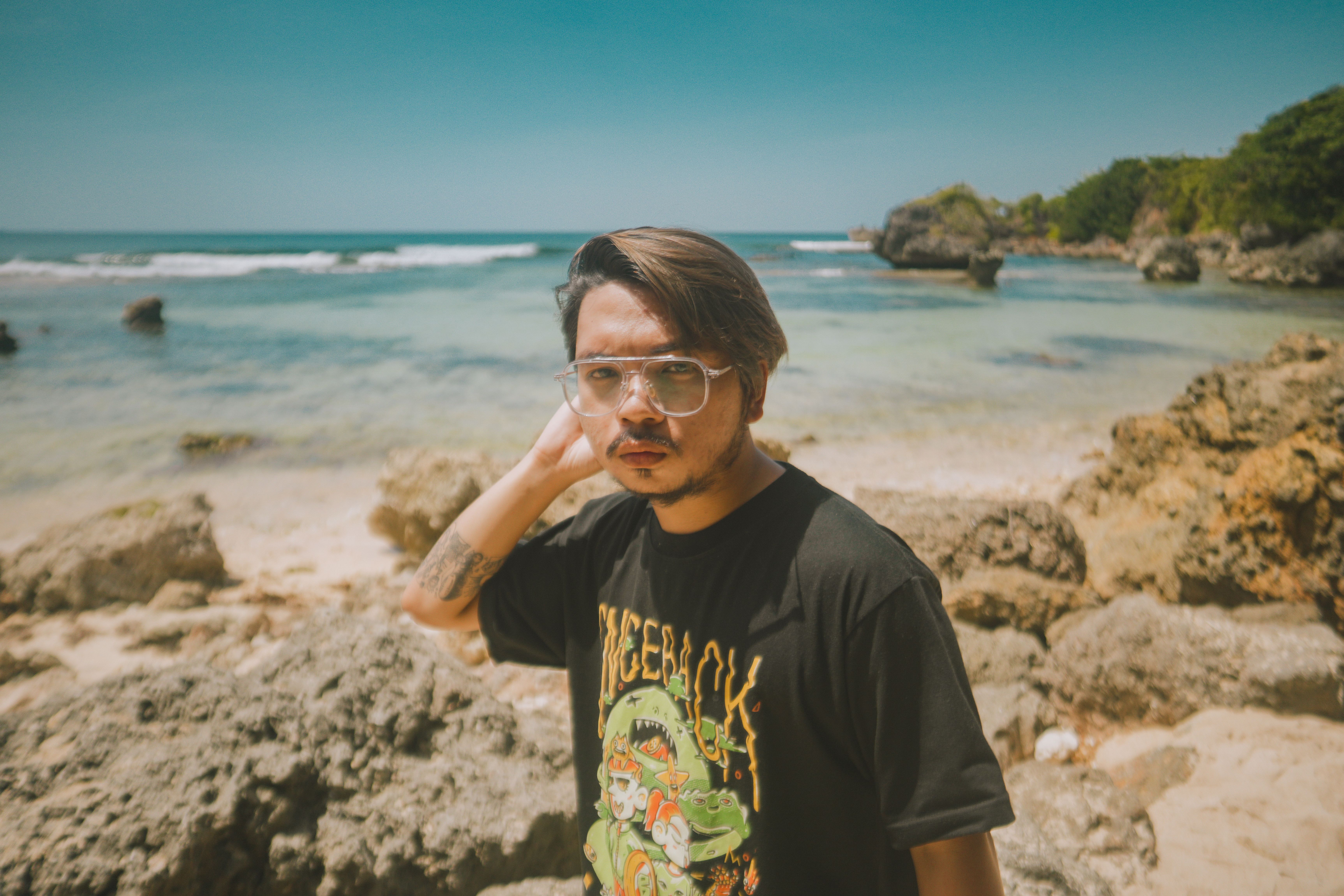 anime graphic tees review