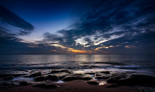 Fotobanka s bezplatnými fotkami na tému breh, dramatická obloha, horizont