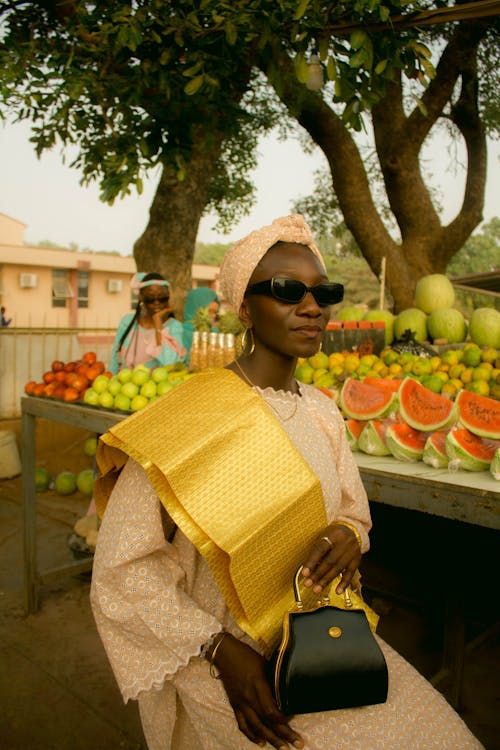 Gratis lagerfoto af frugt marked, frugter, kvinde