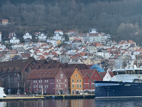 Gratis lagerfoto af bergen, bryggen, by