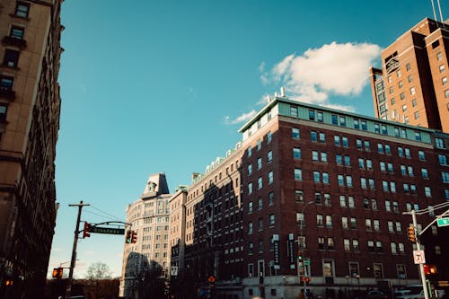 Fotos de stock gratuitas de al aire libre, apartamento, arquitectura