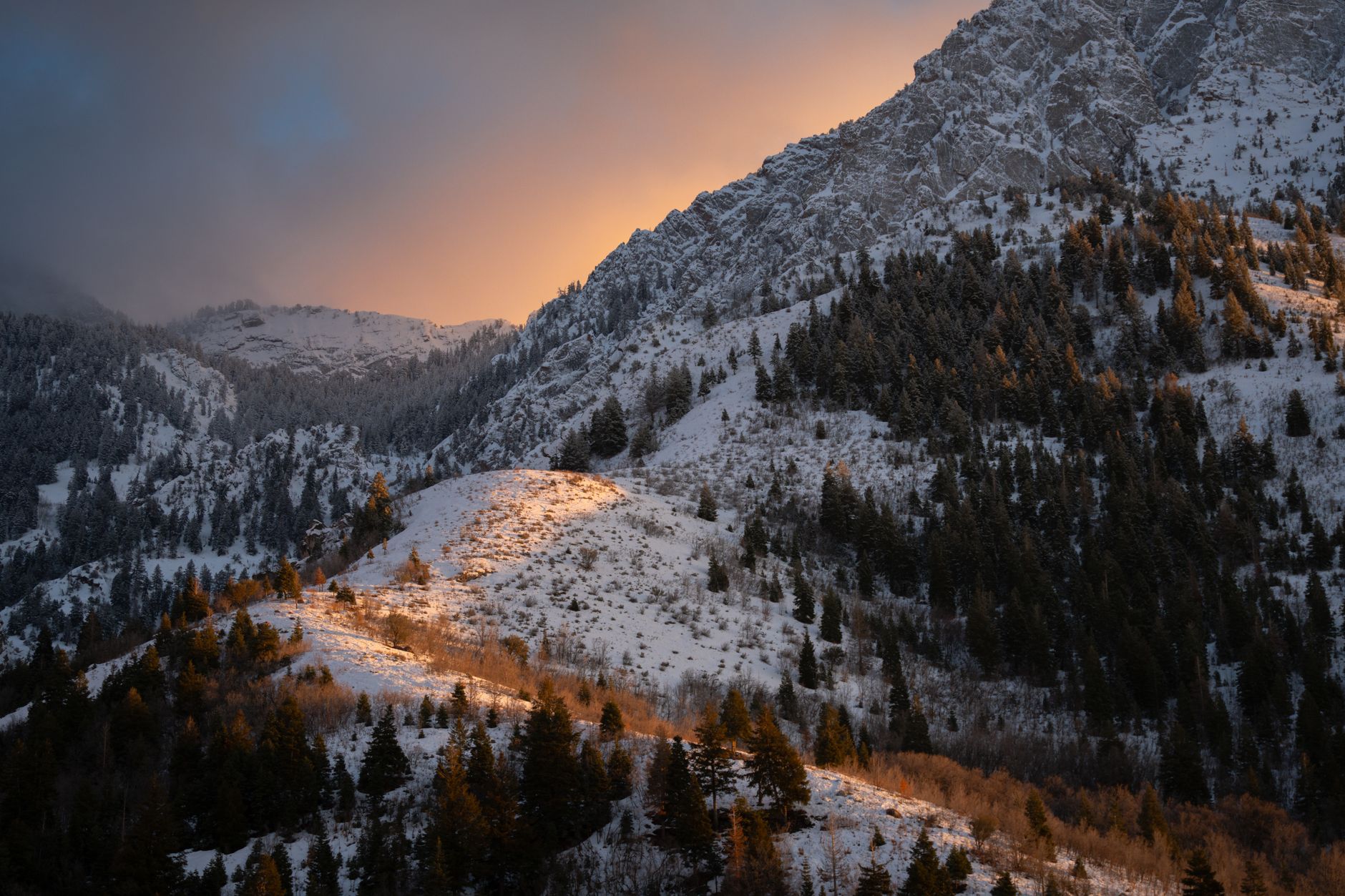 Atemberaubender Berg mit See – Natur Hintergrundbild (von Alex Moliski, 9504×6336, #20858585)