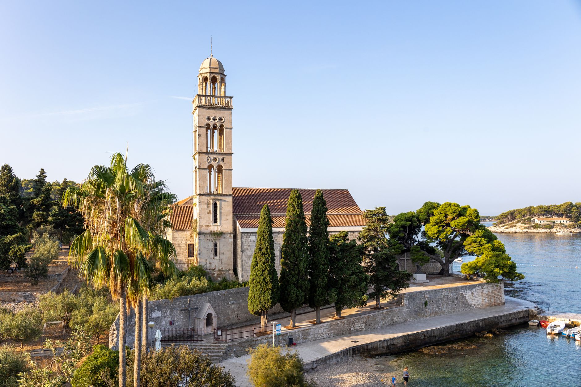Hvar photo 1