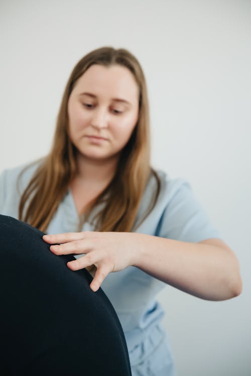 Kostenloses Stock Foto zu arzt, klinik, krankengymnastik